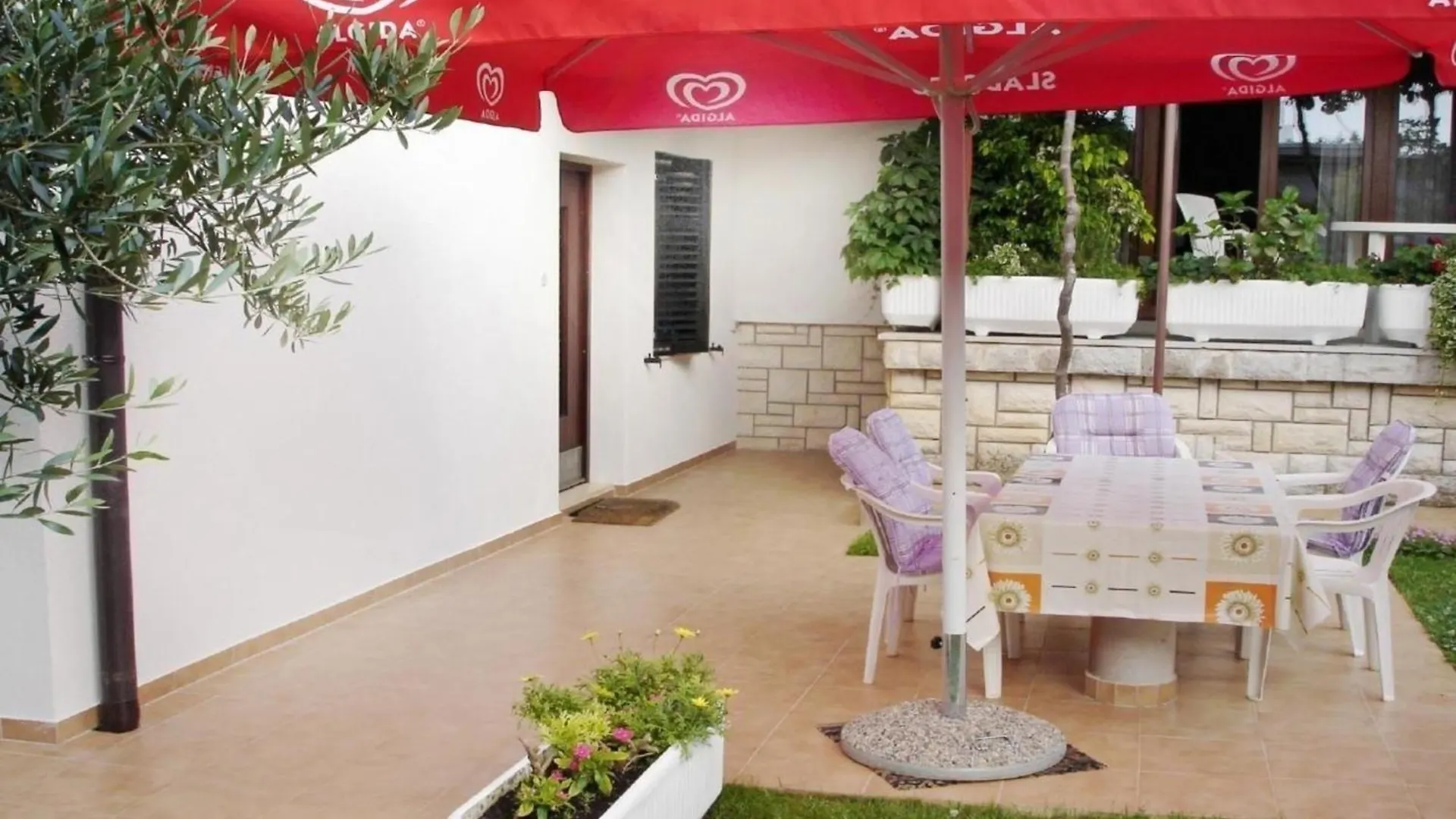 Wohnung In Umag Mit Gepflegtem Garten